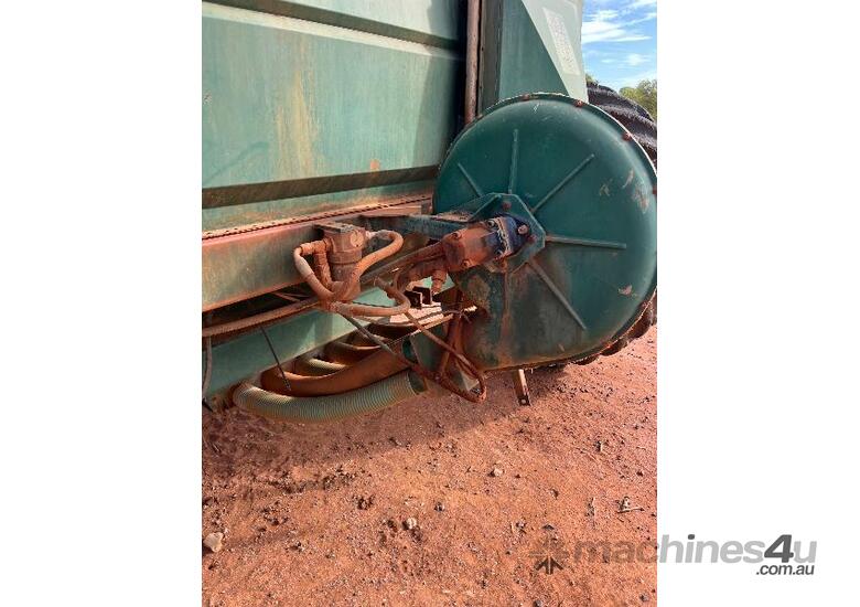 caption Simplicity Air Seeder
