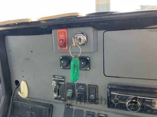 caption 2015 Iveco ACCO 2350 Concrete Agitator