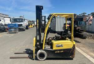 2014 Hyster J1-8XNT MWB (narrow isle e/forklift - high lift)