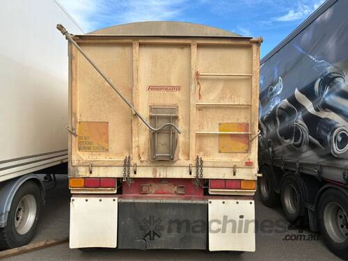 caption 1996 Freightmaster ST3 Tri Axle Tipping Trailer
