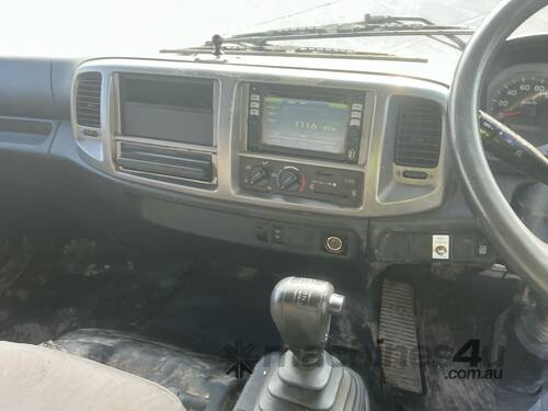 caption 2017 Hino FE500 Table Top