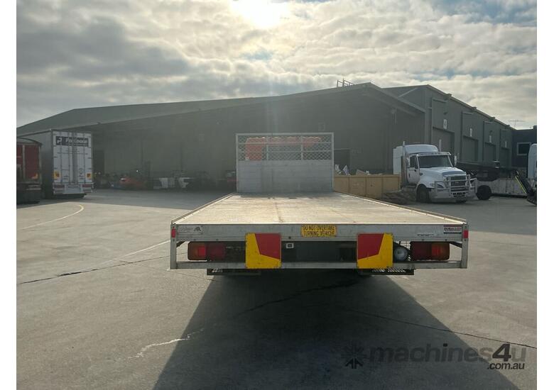 caption 2017 Hino FE500 Table Top