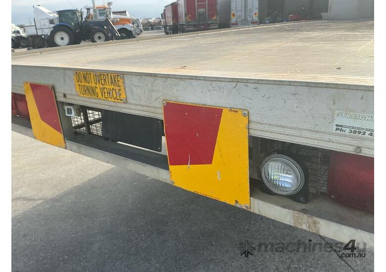 caption 2017 Hino FE500 Table Top