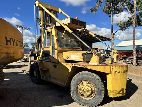 caption 1988 Caterpillar V300B Forklift