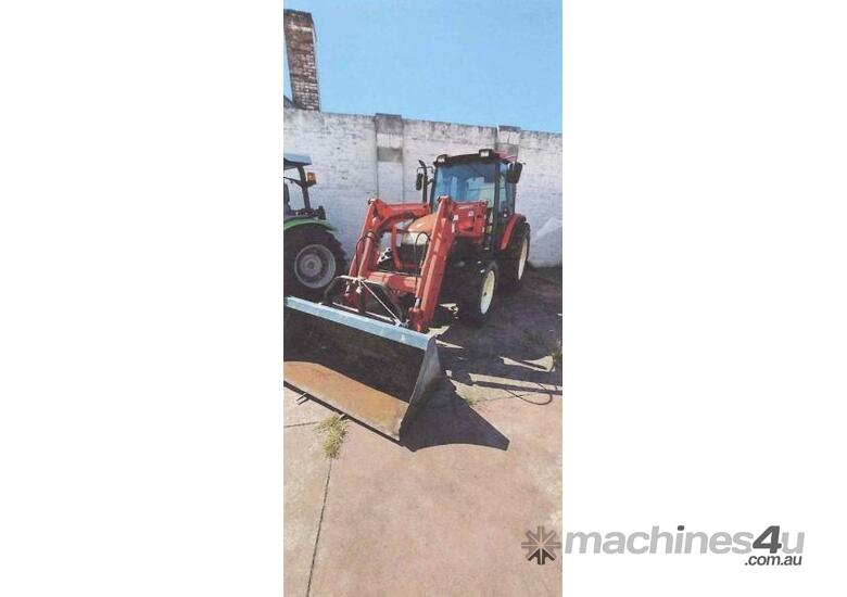 caption 2010 Kioti DX7510 Tractor
