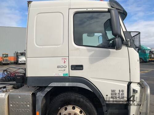 caption 2012 Volvo FM 500 Prime Mover