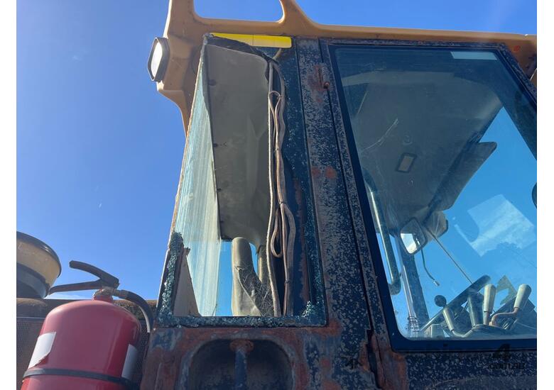 caption 2002 Caterpillar IT28G Integrated Toolcarrier