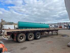 Howard Porter Tri Axle Flat Top Trailer - picture0' - Click to enlarge