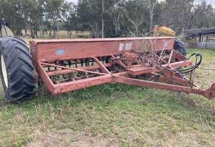 International   511 Combine