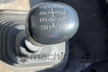 2007 Isuzu FTR900 LWB Curtainsider Day Cab