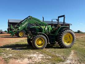 JOHN DEERE 6100 - picture0' - Click to enlarge