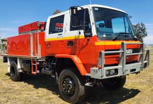 Isuzu FTS700 4x4 Crewcab Traytop Firetruck. Ex NSW Rural Fire Service.