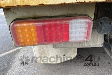 2015 Mitsubishi Fuso FV500 Tipper