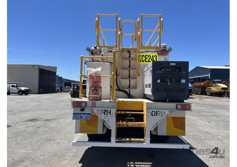 2013 Hino 2628 500  6x4 Service Truck