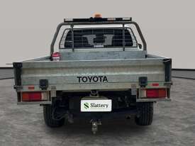 2020 Toyota Hilux 4x4 SR Dual Cab T/Diesel (Auto) - picture2' - Click to enlarge