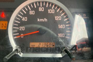 2016 Isuzu FTR900 LWB Table Top