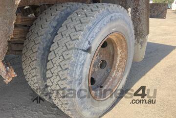 2017 Isuzu NPS 75-155 Table Top