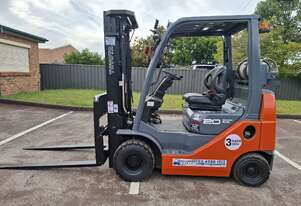 Wollongong Forklift: 2019 Toyota 2.5T LPG, 3-Stage Container Mast, 4.7m Lift!