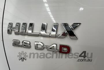 2022 Toyota Hilux 4x4 SR Dual Cab T/Diesel (Auto)