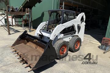Bobcat s205   excavator