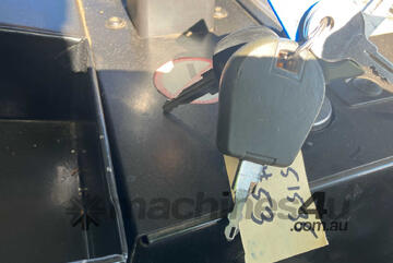 2018 Volvo FE320 Garbage Compactor (Side Load)