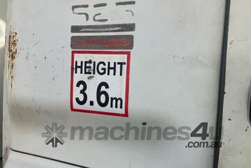 2007 Isuzu FRR 525 Long Curtainsider