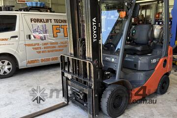 2020 TOYOTA 8 SERIES DELUX 1.8 TON CONTAINER MAST FORKLIFT