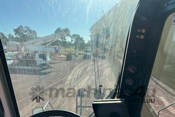 2013 Link-Belt RTC-8050 Rough Terrain Crane