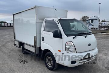 Kia   K2900