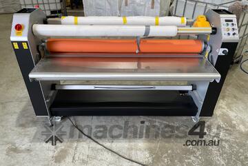 Laminator for signwriting industry
