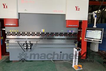 *  In STOCK* CNC-TECH 5 Axes 3.2 m X 135 Ton CNC press brake with Delem DA-66S controller