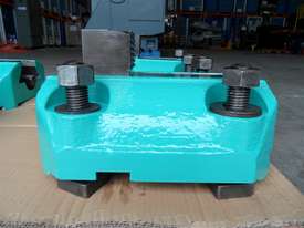 Jaw boxes / chuck jaws for vertical borer lathe - picture0' - Click to enlarge