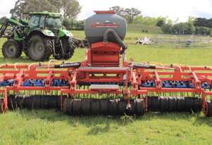 2021 Hatzenbichler Pasture Comb Air Seeder
