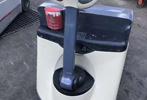 ACTIVE FORKLIFTS - CROWN Electric Pallet Mover Pallet Truck/Jack