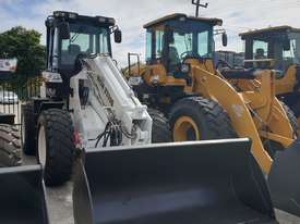 Brand New WCM T3000 7ton Telescopic Loader - picture2' - Click to enlarge
