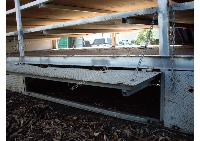 caption Lift on Shelving Unit for Prime Mover Body