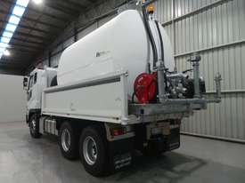 Fuso FV  Water truck Truck - picture1' - Click to enlarge