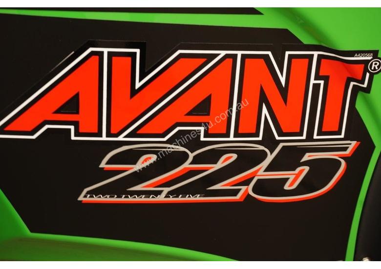 caption Avant 225 W/ General Bucket