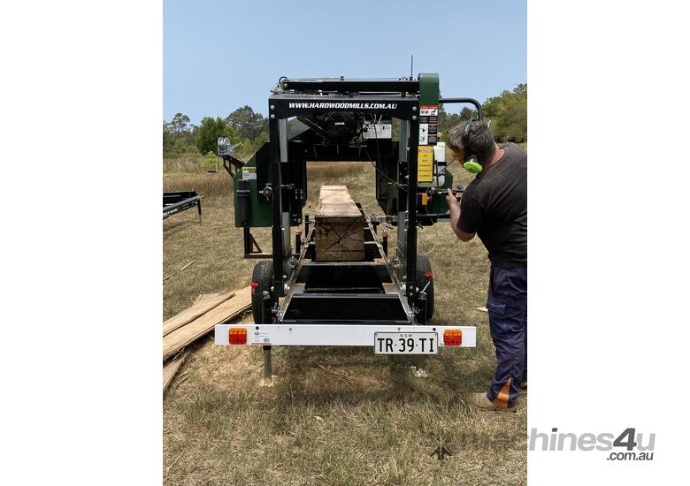 New 2019 geoffs tools SAWMILLS GT26 Deluxe Portable Sawmill Ground