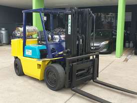 Komatsu 4t Container Entry Forklift - picture1' - Click to enlarge