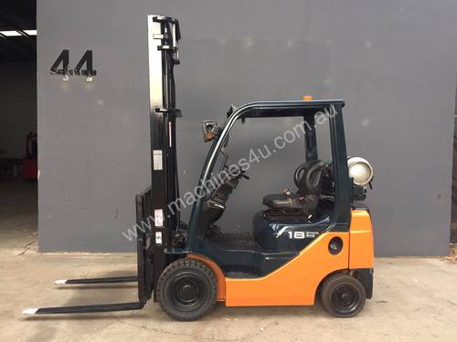 TOYOTA 32 - 8FG18 1.8 Ton LPG Counterblance Forklift - Fully Refurbished 