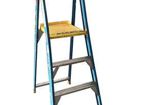 Bailey Platform Ladder Fiberglass 1.2 Meter  - picture0' - Click to enlarge