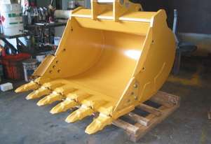 GARDNER ENGINEERING - Cat 330 bucket 30 Tonne tilt bucket