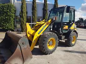 USED 2013 KOMATSU WA70-6 ARTICULATED WHEEL LOADER WITH LOW 2600 HOURS - picture0' - Click to enlarge
