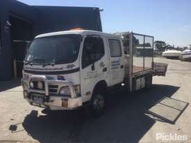 2010 Hino 300 Wide 2 - picture2' - Click to enlarge