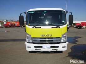 2012 Isuzu FRR600 - picture1' - Click to enlarge