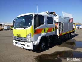 2012 Isuzu FRR600 - picture2' - Click to enlarge