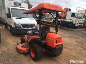 Kubota ZD331 - picture2' - Click to enlarge