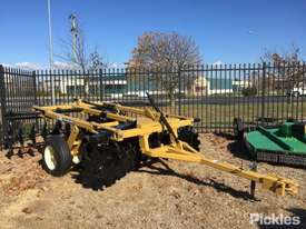 24 Plate 351 Series Disc Harrow with Rear Rolling Baskets, Taylor-Way 2.8 m - picture0' - Click to enlarge