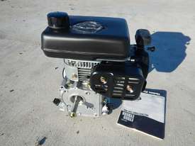 Robin EY08 2.0HP 4 Stroke Petrol Engine - picture0' - Click to enlarge